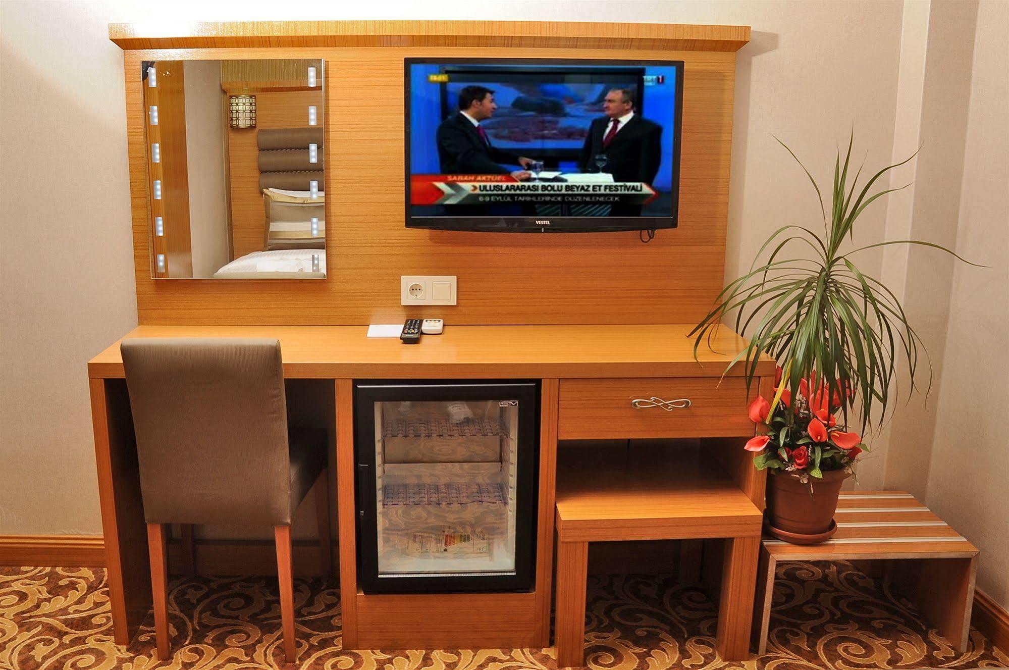 Alfa Hotel Istanbul Bagian luar foto